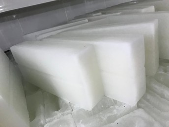 重慶制冰公司提供工業(yè)冰塊配送 魚洞工業(yè)降溫冰塊配送
