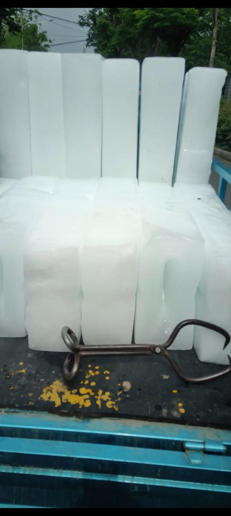 徐州制冰廠.常年批發.食用冰塊.干冰.降溫冰塊.廠房降溫.蔬
